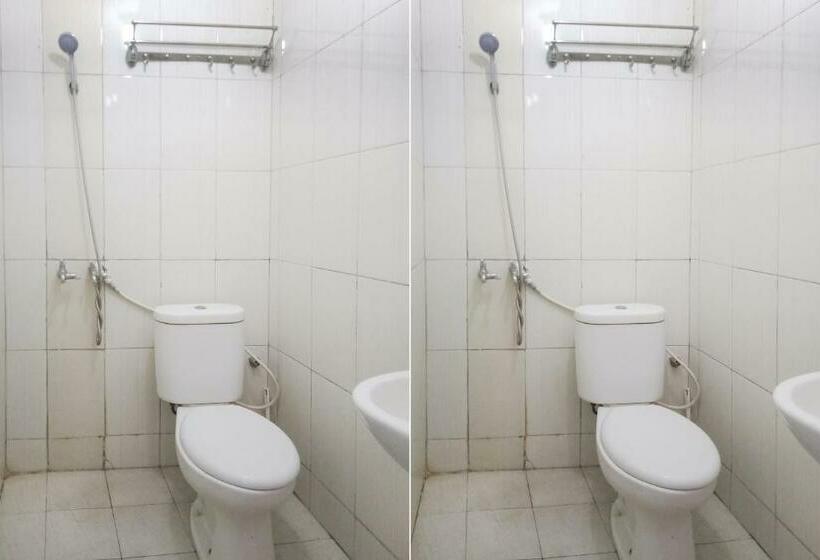 חדר סטנדרט, Oyo 92522 Gle Kost Syariah