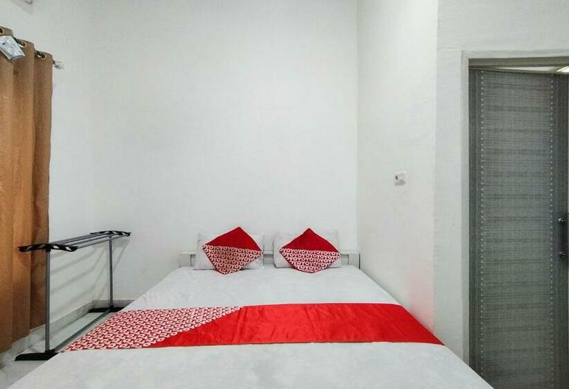 חדר סטנדרט, Oyo 92522 Gle Kost Syariah