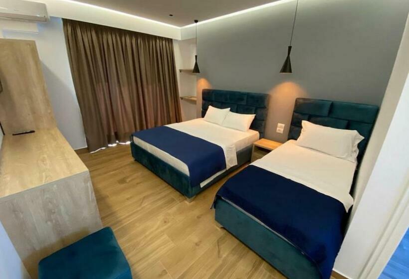 اتاق سه نفره دلوکس با چشم‌انداز دریا, Resol