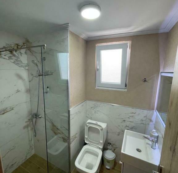 اتاق سه نفره دلوکس با چشم‌انداز دریا, Resol