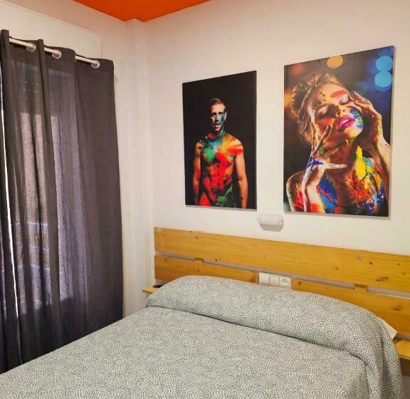 اتاق استاندارد با سرویس بهداشتی مشترک, Arc House Granada