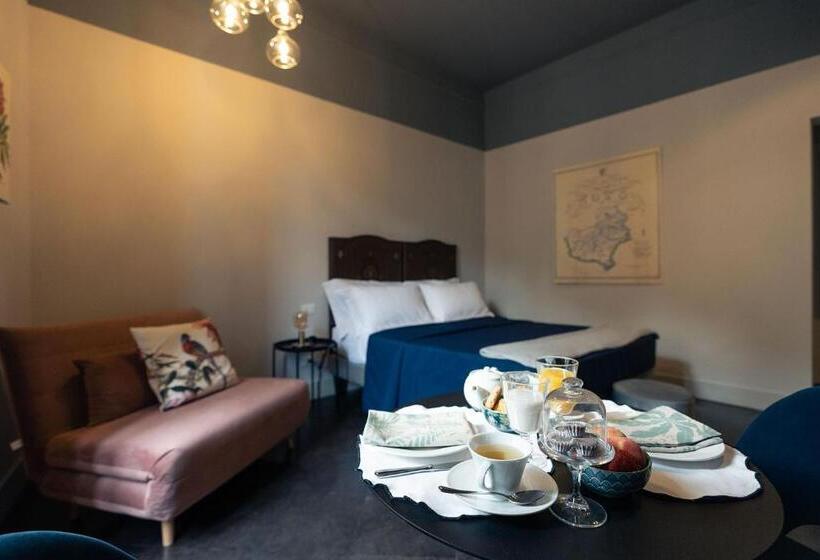 标准三人间, Gioietta Ospitalità Siciliana Modica