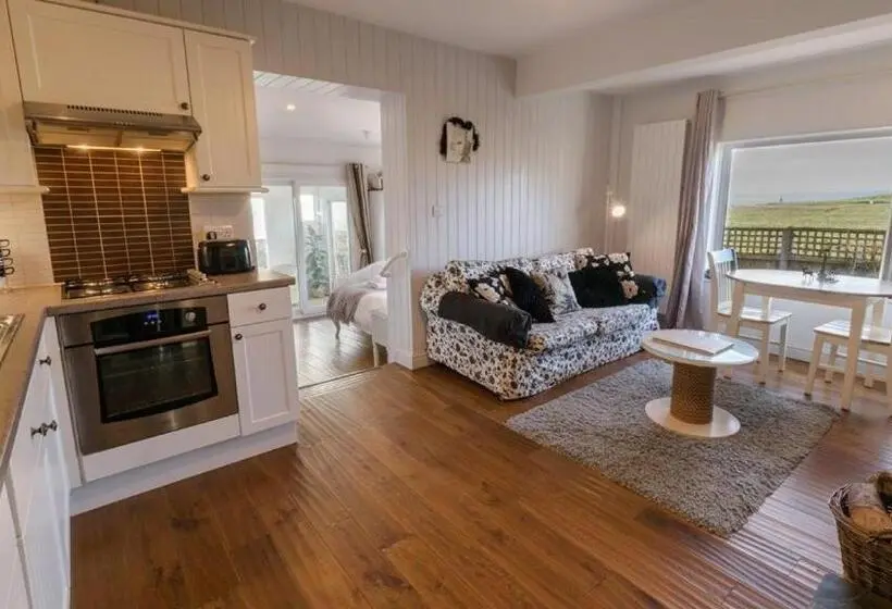 Huoneisto 1 Makuuhuone Pohjakerros, Chesil Beach Lodge Burton Bradstock Dorset Dt64rj