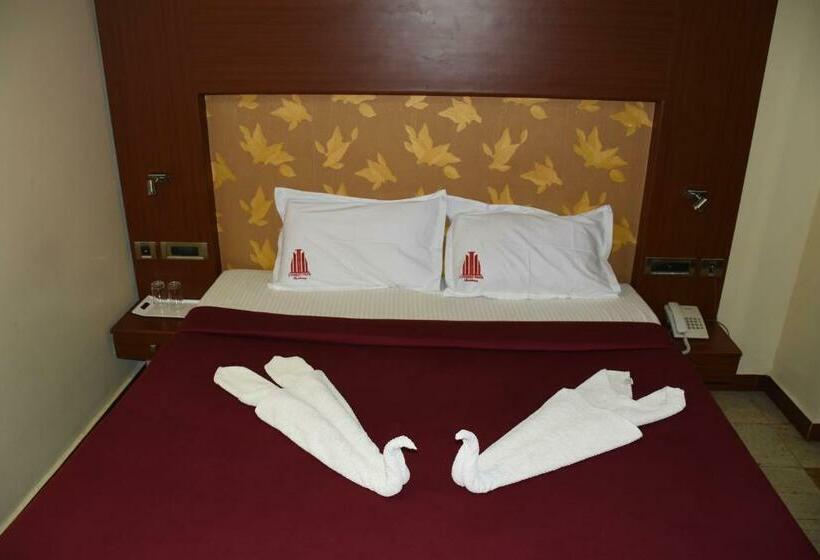 غرفة قياسية, Everest Park Residency