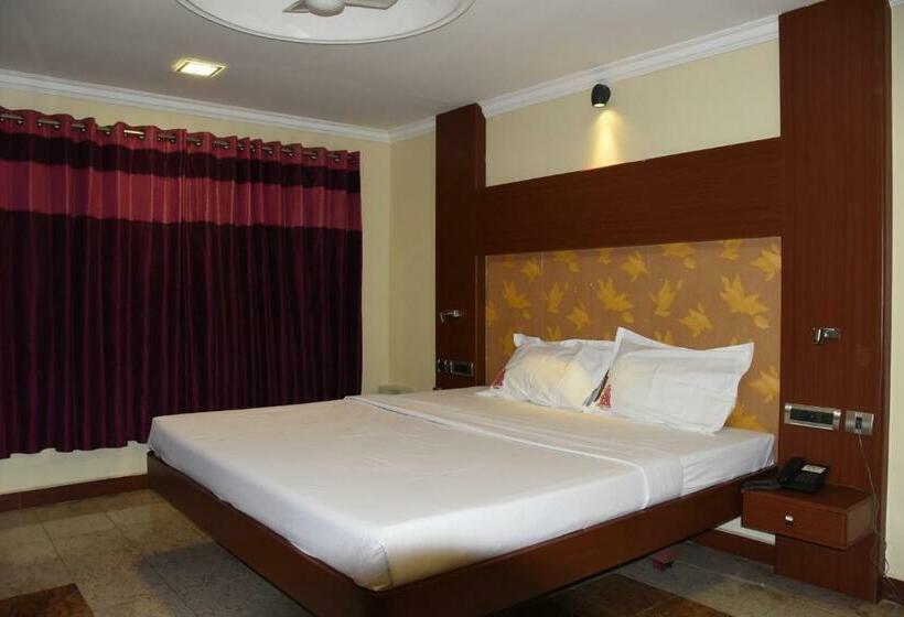 غرفة سوبيريور فردية, Everest Park Residency