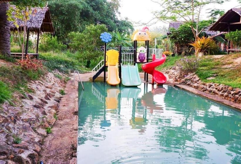 غرفة عائلية, Phonphusang Utopia Farmstay