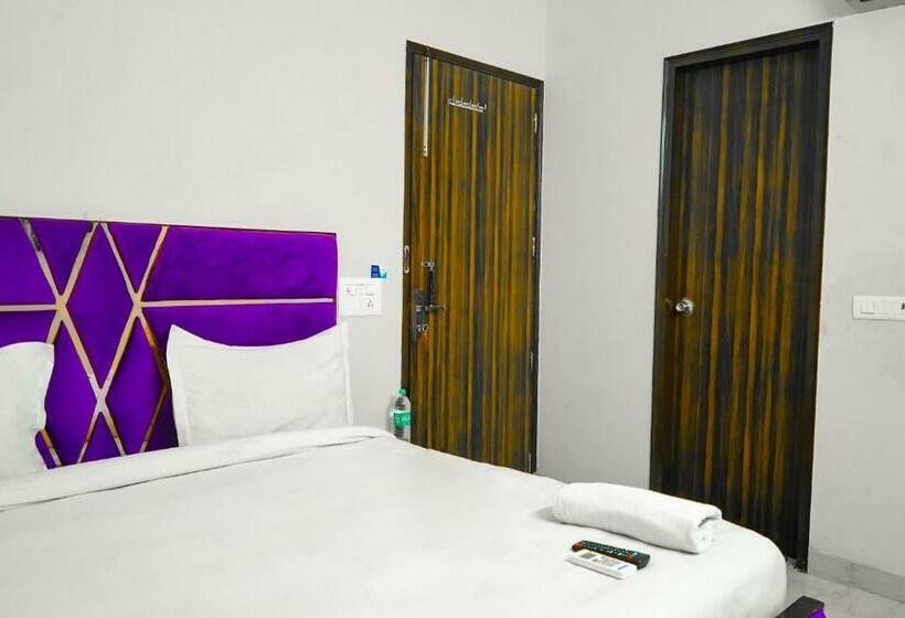 חדר דלוקס, Dream In Sky Near Utam Nagar