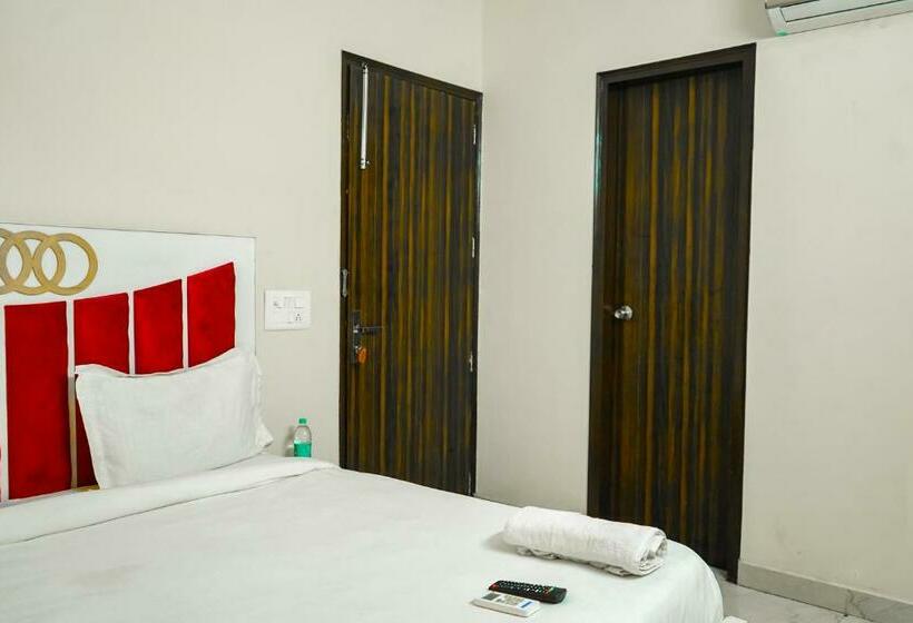 חדר דלוקס, Dream In Sky Near Utam Nagar