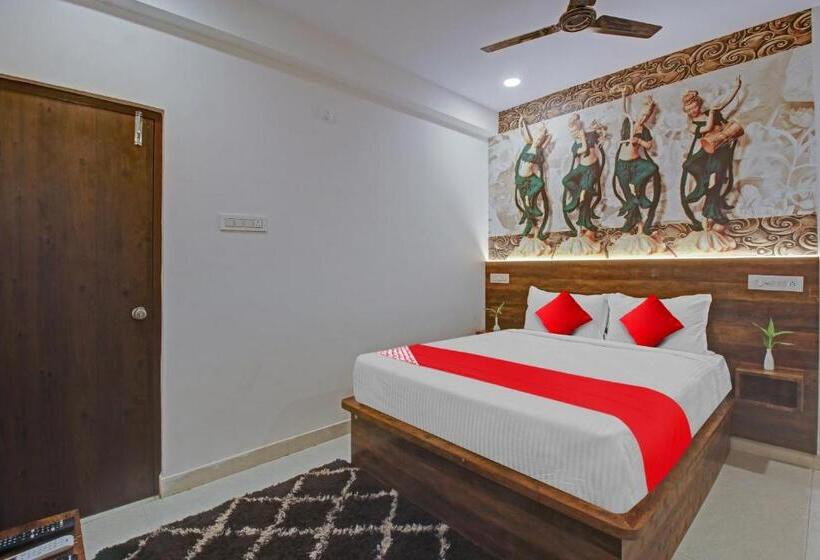 Номер Deluxe, O Srh Pride