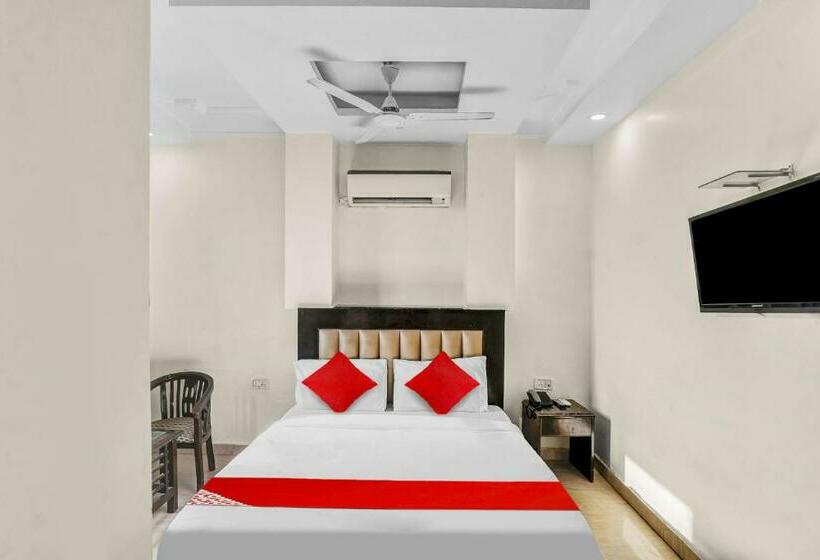 חדר קלאסי לשלושה, Oyo Flagship 81239 Delhi Palace