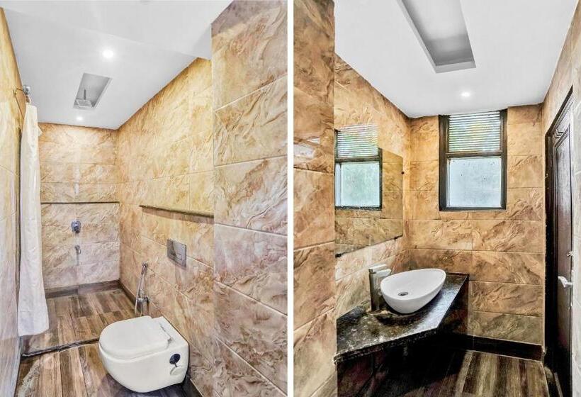 חדר קלאסי לשלושה, Oyo Flagship 81239 Delhi Palace