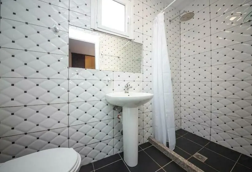 اتاق استاندارد با بالکن, Vale Deti Rooms