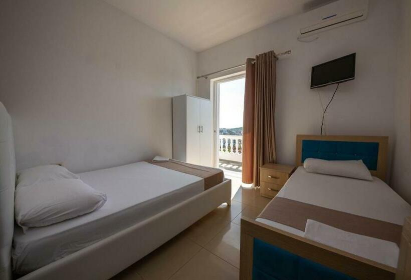 스탠다드 트리플 발코니 룸, Vale Deti Rooms