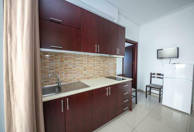 1 Bedroom Family Apartment with Balcony, Vale Deti Rooms