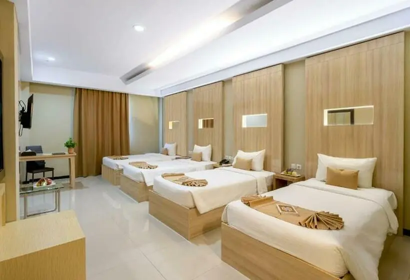 スタンダード４人部屋, Sahid Azizah Syariah Hotel And Convention Kendari
