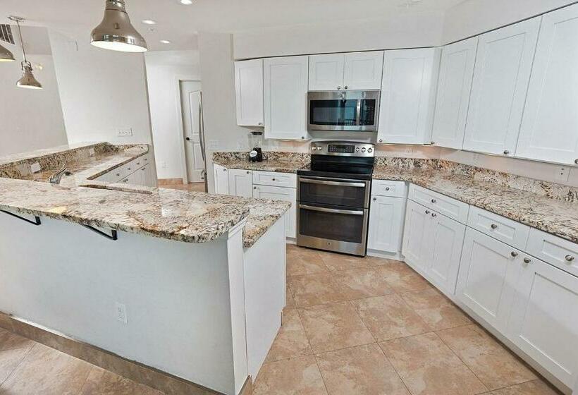 اتاق خانوادگی, Bali Bay 401 Ov Myrtle Beach Hotel Room