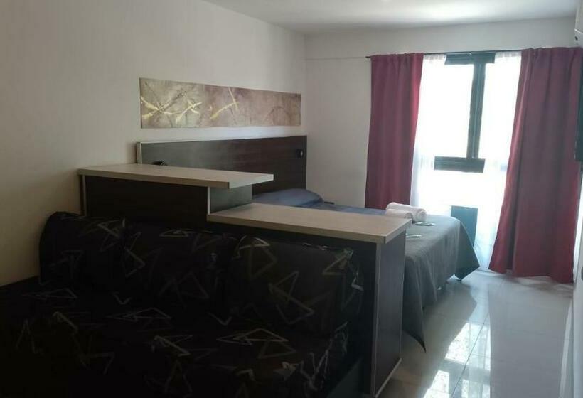 اتاق استاندارد سه نفره, Golden Ross Resort & Spa