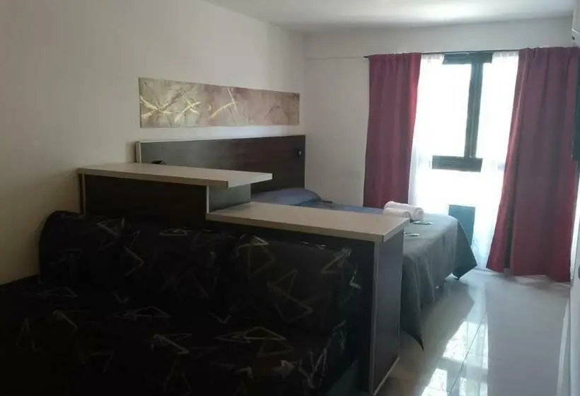 اتاق استاندارد سه نفره, Golden Ross Resort & Spa