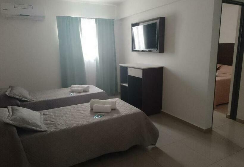 اتاق کلاسیک چهارنفره, Golden Ross Resort & Spa