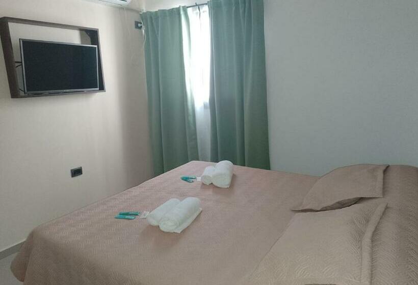 اتاق کلاسیک چهارنفره, Golden Ross Resort & Spa