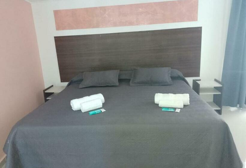 اتاق کلاسیک چهارنفره, Golden Ross Resort & Spa