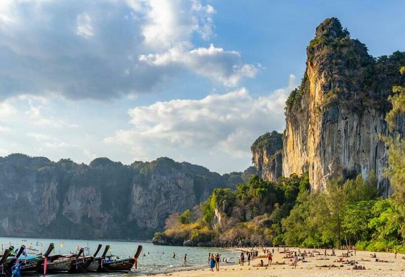 패밀리 스튜디오, Gp House Krabi Aonang Beach