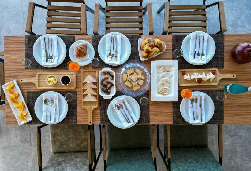 חדר דלוקס לשלושה עם נו לים, Sea & Sand