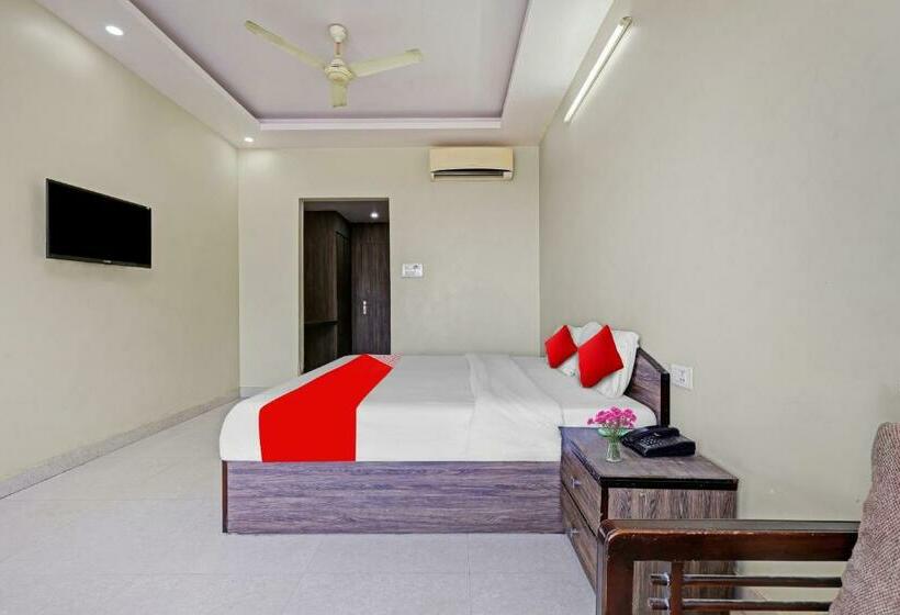 חדר סטנדרט, Spot On 81091 Gmall