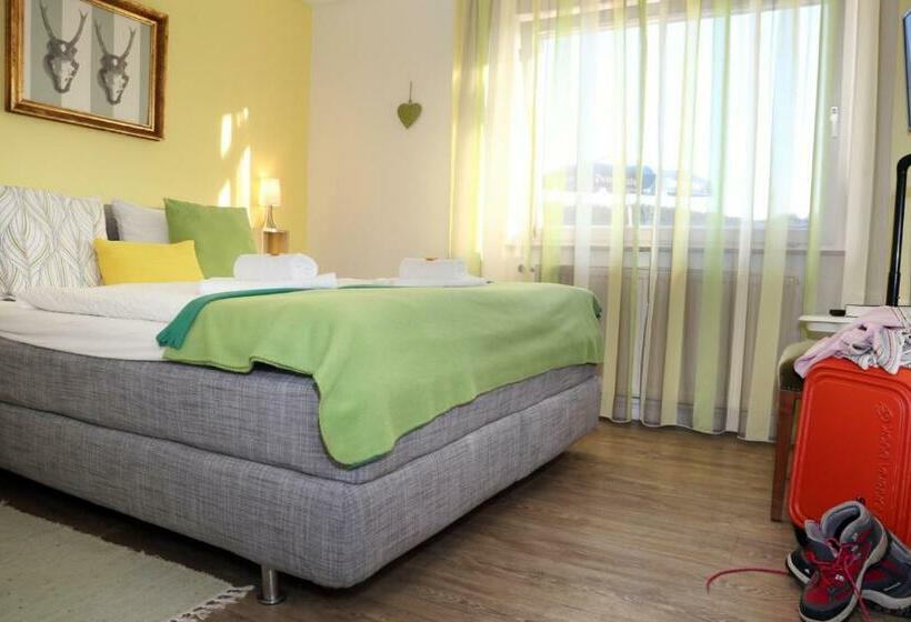 Quarto standard, Berggasthof Schwarzwaldperle