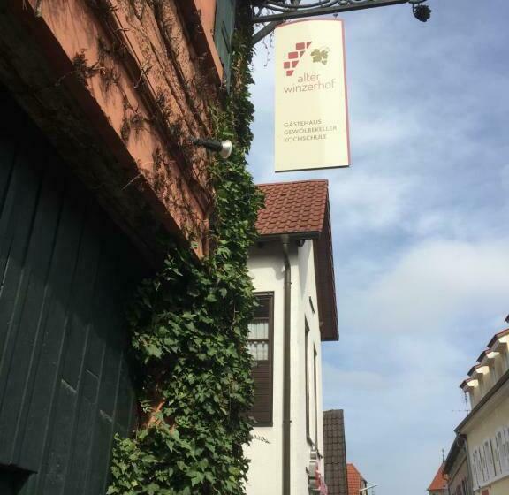 スタンダードルーム, Alter Winzerhof Weisenheim Am Berg E.k