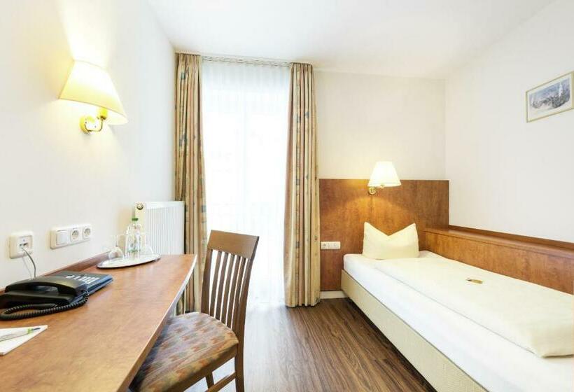 标准单人间, Am Klostergarten