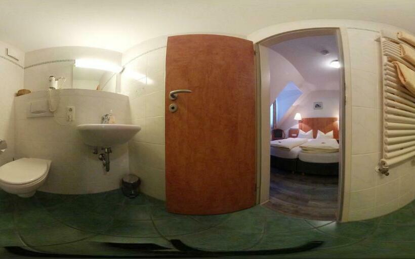 标准间, Am Klostergarten