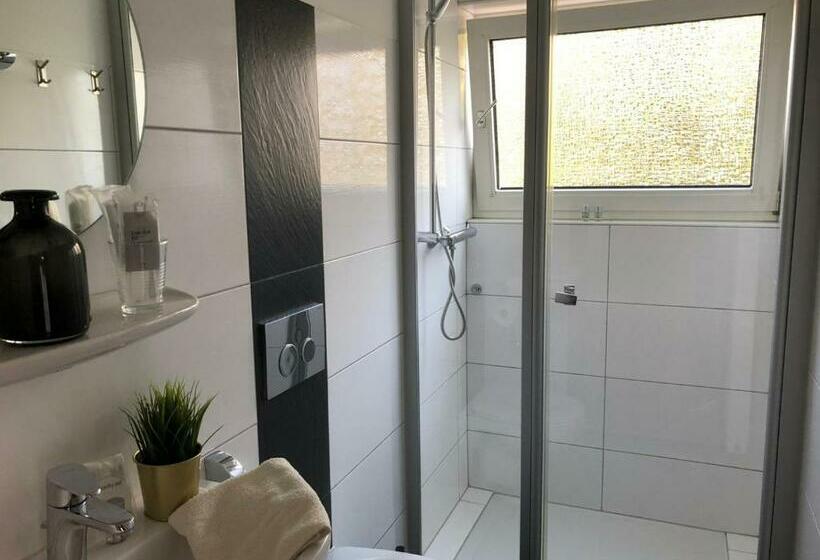 트리플 클래식 룸, Berghof By 42