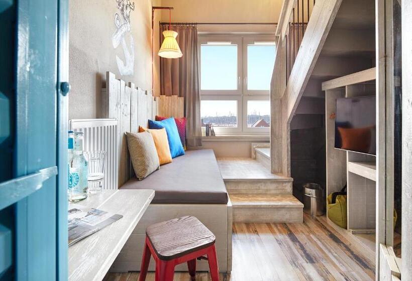 Номер Стандарт, Bretterbude Heiligenhafen