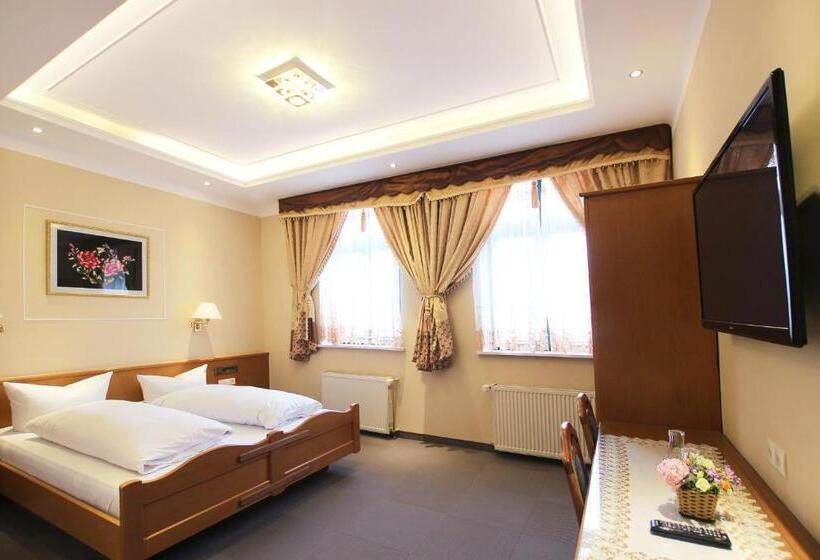 标准间, Europaischer Hof