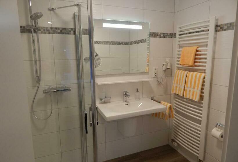 غرفة قياسية, Garni Haaster Krug Otte