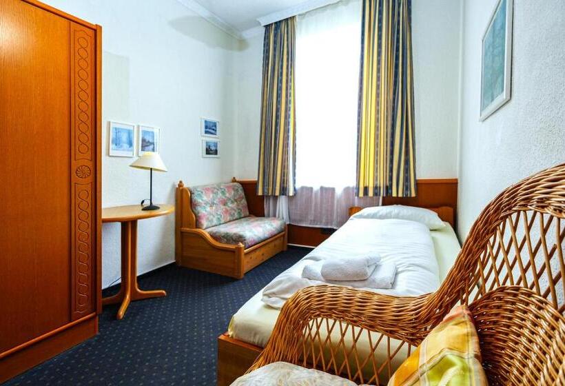 트리플 스탠다드 전망룸, Haus Am Walde