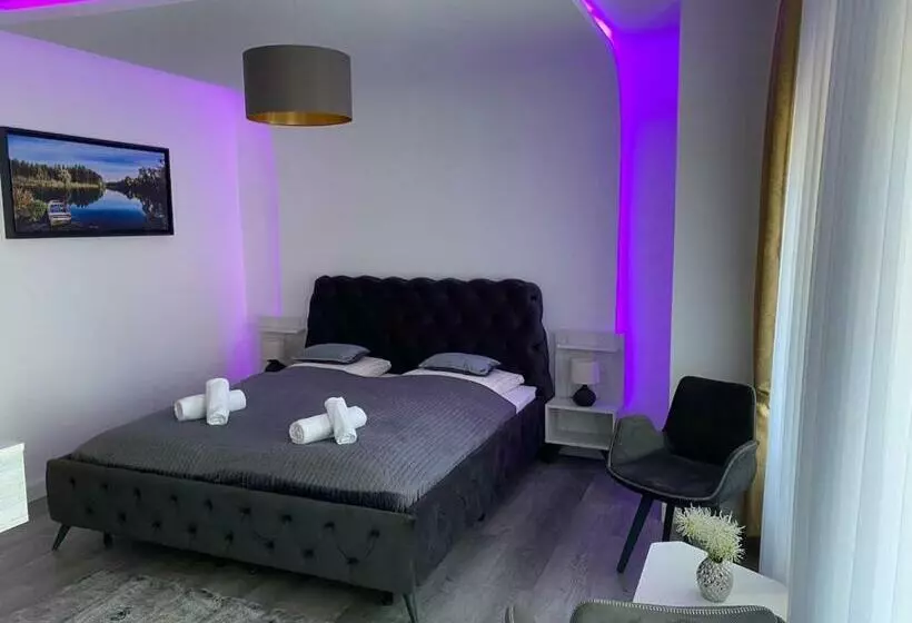 Standard Room with Balcony, Heidepension Bispingen