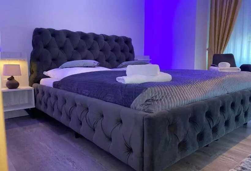 Standard Room with Balcony, Heidepension Bispingen