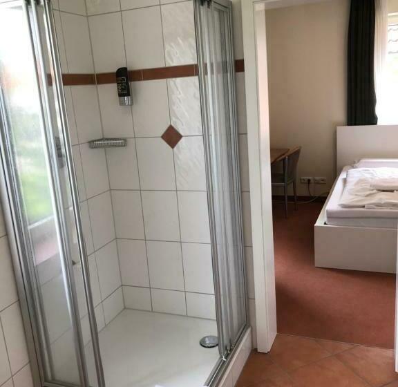 Номер Economy, Hennies Hannover Sehnde