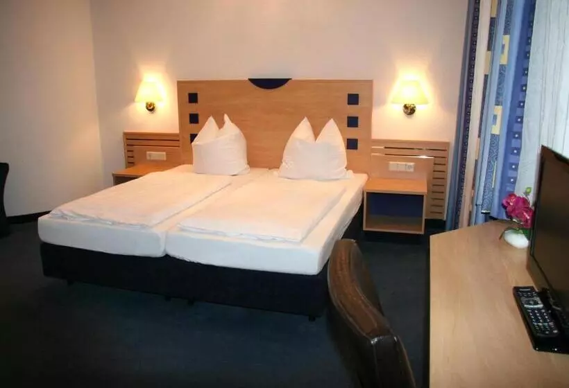 Comfort Yhden Hengen Huone, Krone
