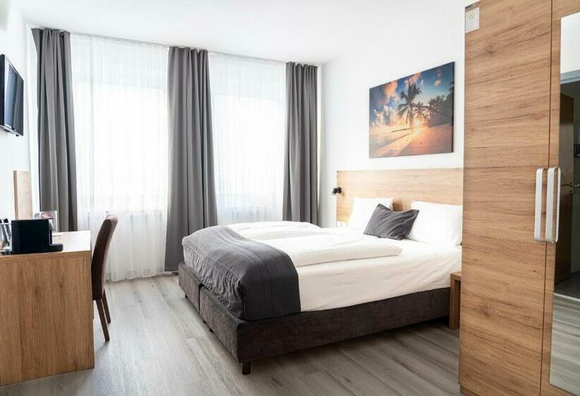 חדר סטנדרט, Livinn