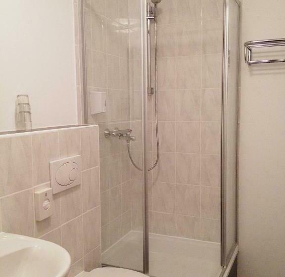 Номер Стандарт Трехместный, New Fair Munich Messe