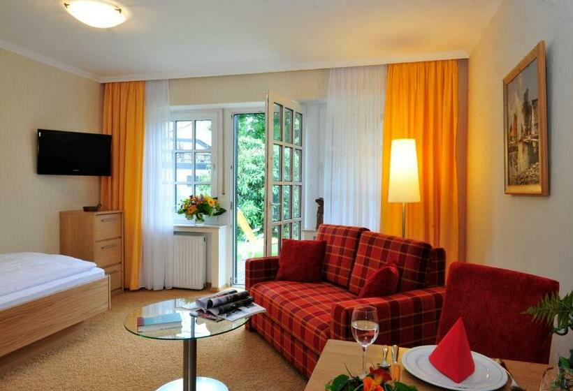 标准单人间, Noltmannpeters