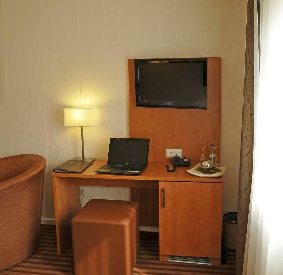 スタンダードルーム, Nothwang