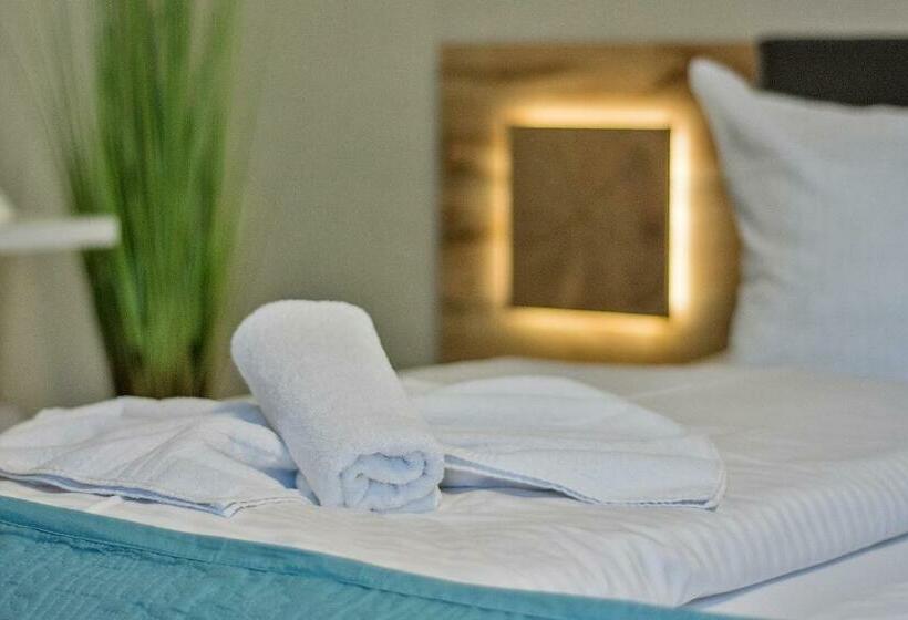 חדר קומפורט, Pommerscher Hof