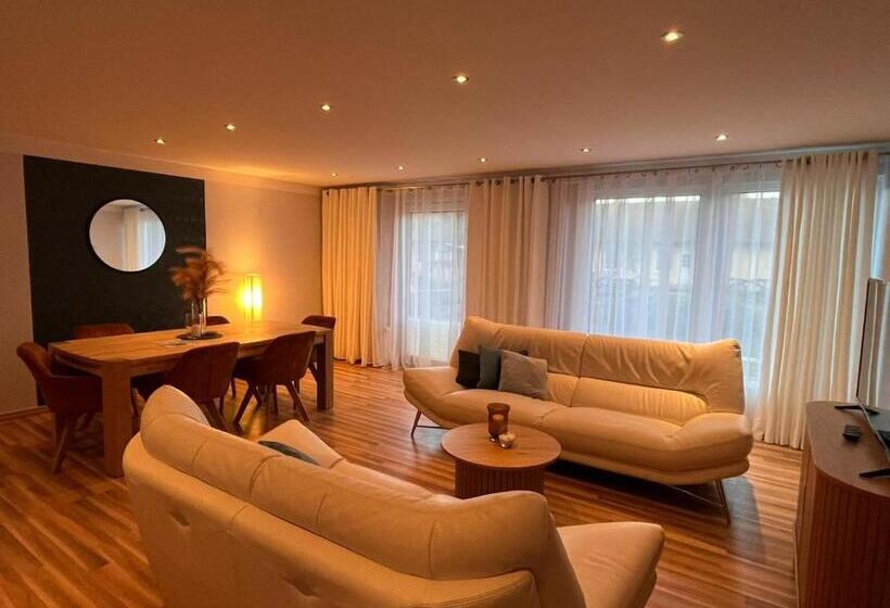 Апартаменты 3 Спальни, Pommerscher Hof