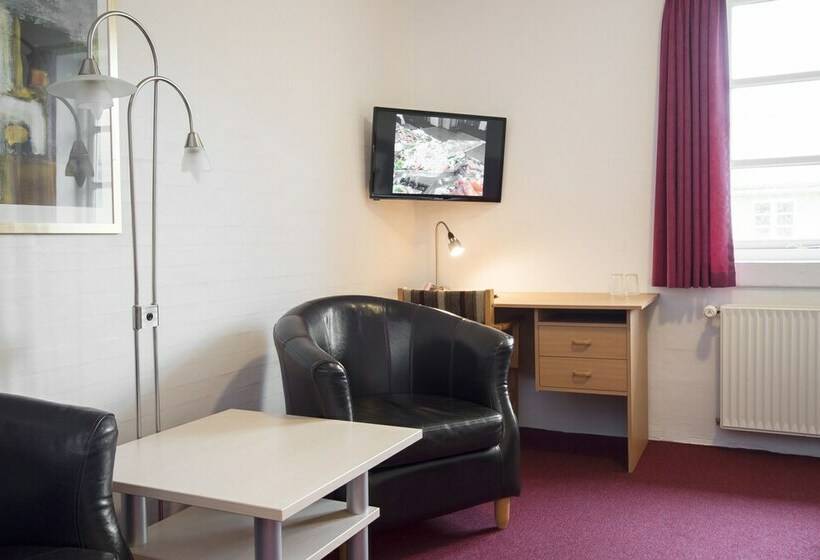 חדר סטנדרט, Rønnes