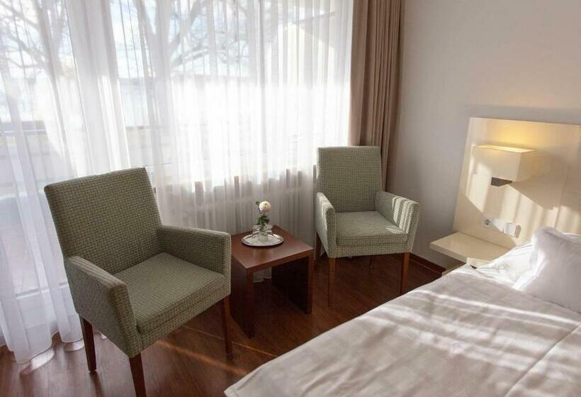 스탠다드 룸 호수 전망, Seepark Garni