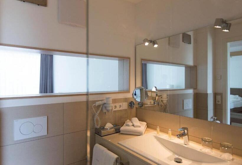 발코니 수피리어 룸, Seepark Garni